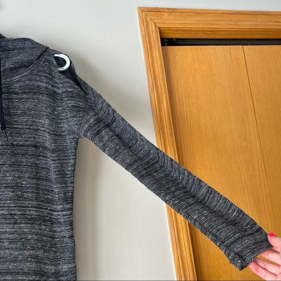 Calvin Klein Performance Hooded Gray Sweatshirt Size XS - Picture 7 of 9